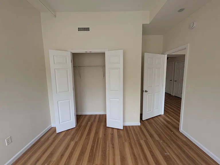 59-67 Elizabeth St #58 — Photo 8