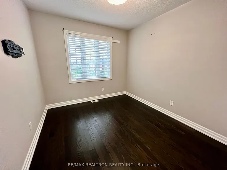 223 Thomas Phillips Dr — Photo 19