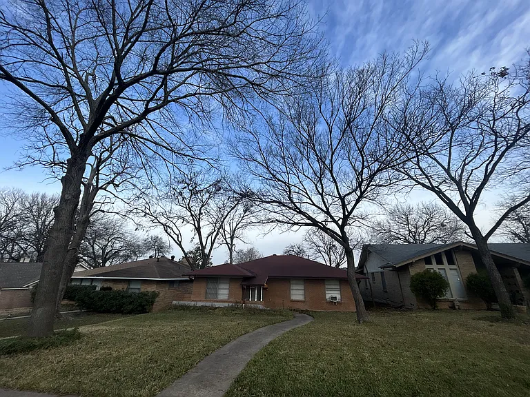 2727 Alco Ave — Photo 15