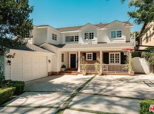 529 N Kenter Ave, Los Angeles, CA 90049