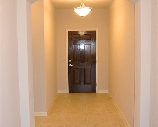 3rd image of 1985 Travertine Ave