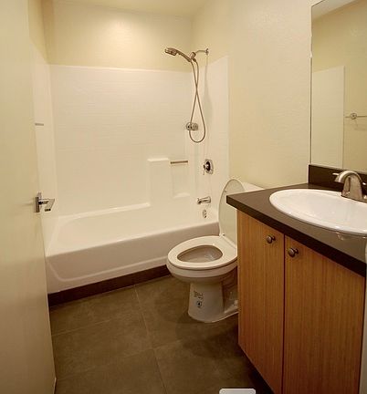 2nd image of 1348 N Sierra Bonita Ave #403