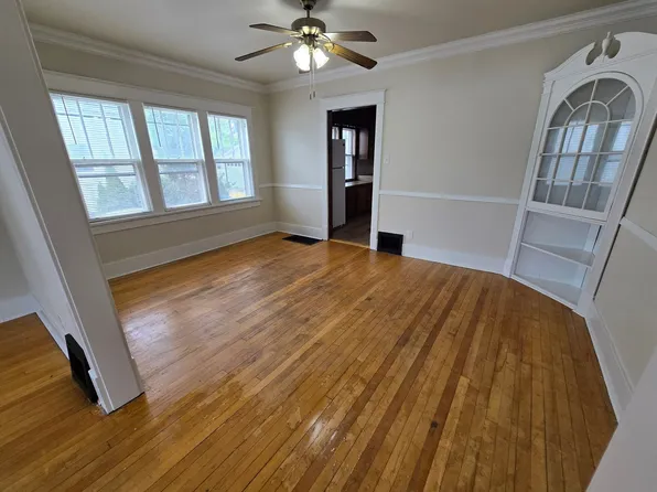 1109 Dousman St, Green Bay, WI 54303