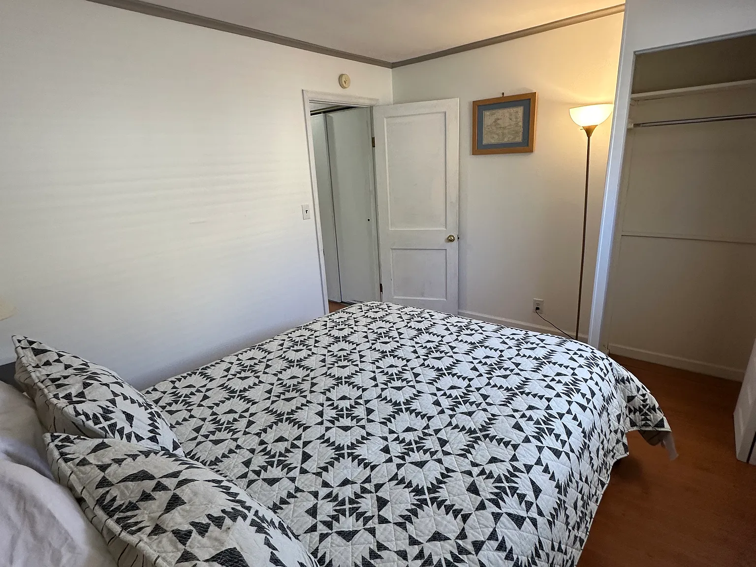 3 bed, 1242 sqft, $2,300 — Photo 3