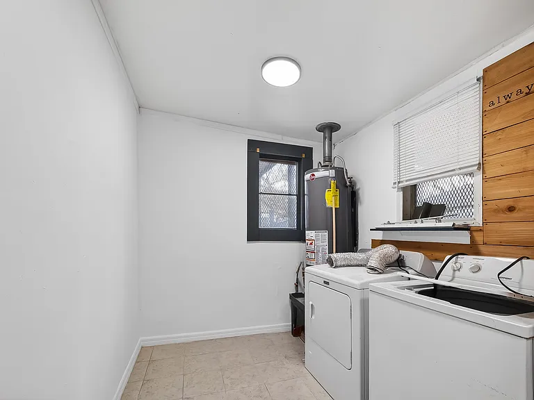 5618 Belmark St — Photo 30