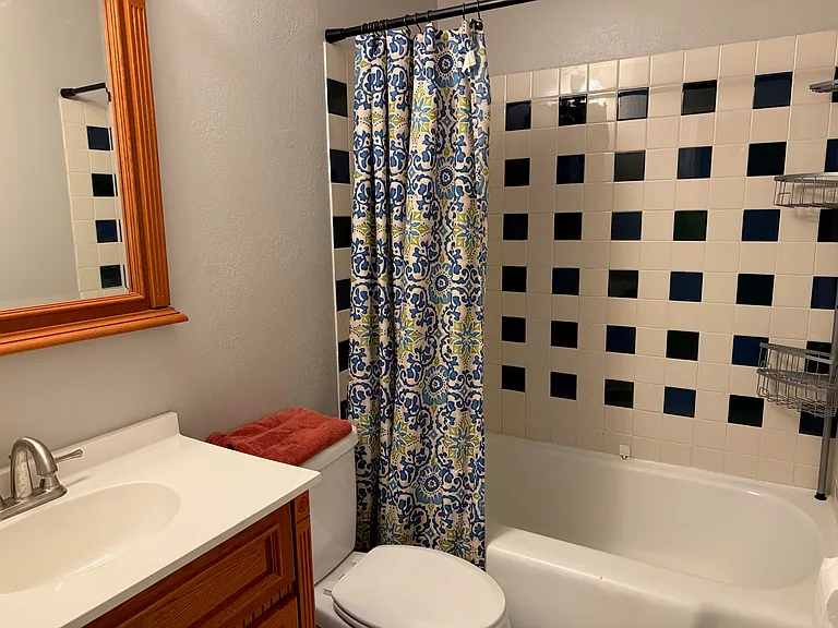 8321 Madison Ave — Photo 12