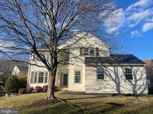 14320 Brookmere Dr, Centreville, VA 20120