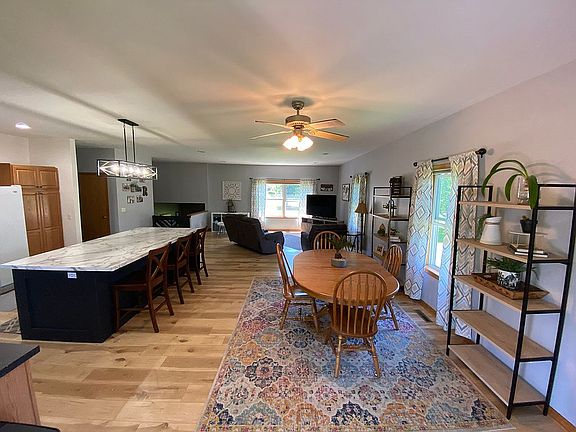 Open concept dining 