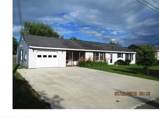 108 Laurel Cir, Bangor, ME 04401