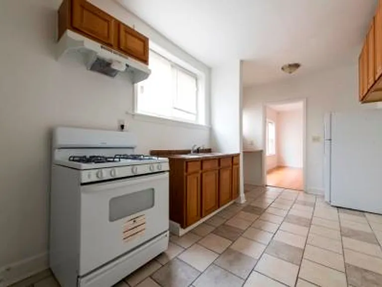 7722 S Kingston Ave — Photo 17