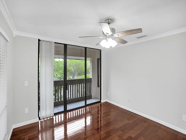 9280 Sabal Ridge Cir #B — Photo 16
