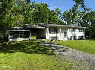 94 River Rd, Lewisburg, PA 17837