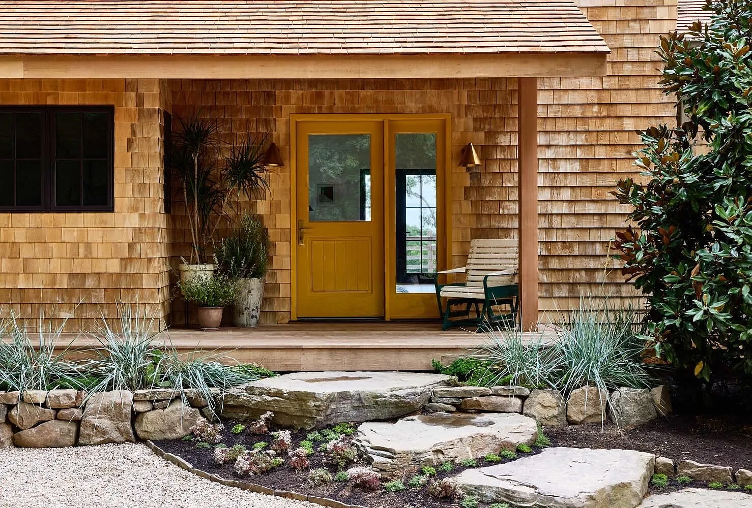 Ocean views, Beach Access, Designer Hither Hills House — Photo 3