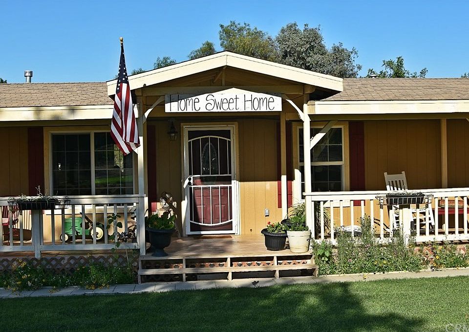 1st image of 31388 Byers St