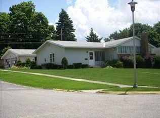 595 Highland Ave, Wadsworth, OH 44281
