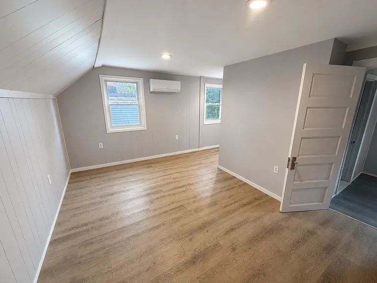 149 Van Rensselaer St #2 — Photo 5