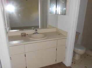 3230 Foxridge Ct, Palm Springs, FL 33461