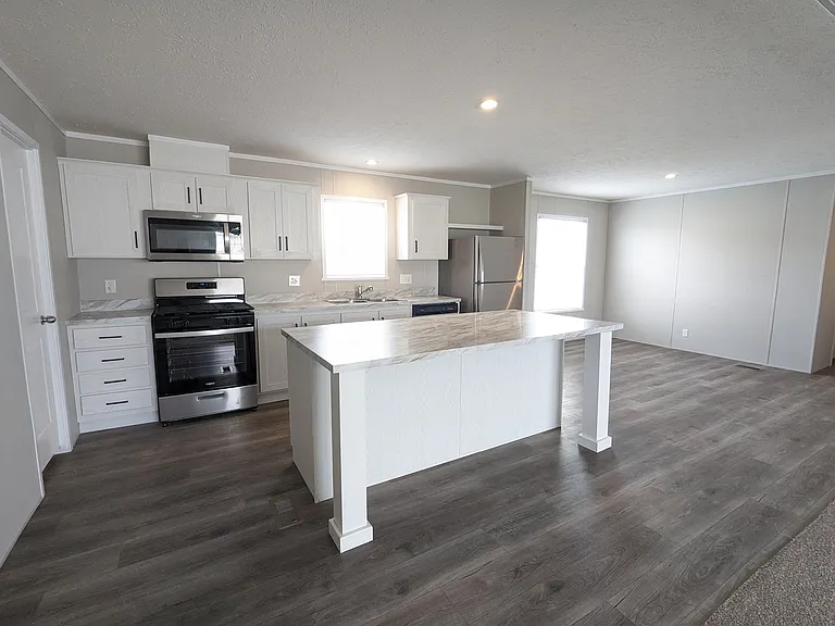672 Indiana St #672 — Photo 1