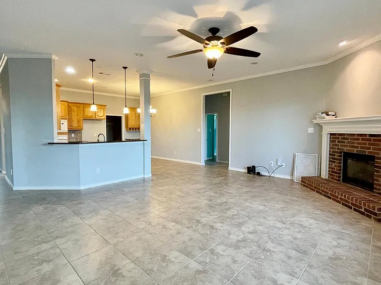 5330 Golfside Dr — Photo 7