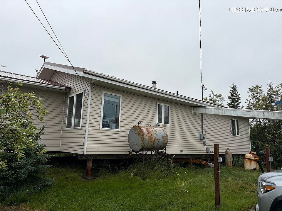1st image of 211 Blackberry St