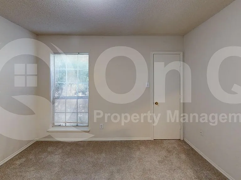 8001 Mourning Dove Dr — Photo 19