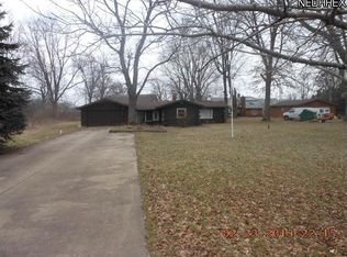 689 Cove Blvd, Akron, OH 44319