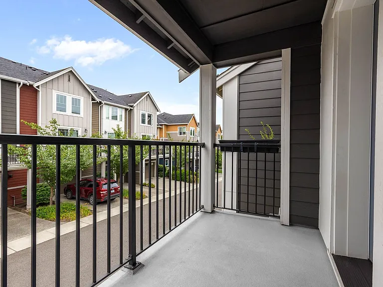 3420 SW Graham St #1003 — Photo 8