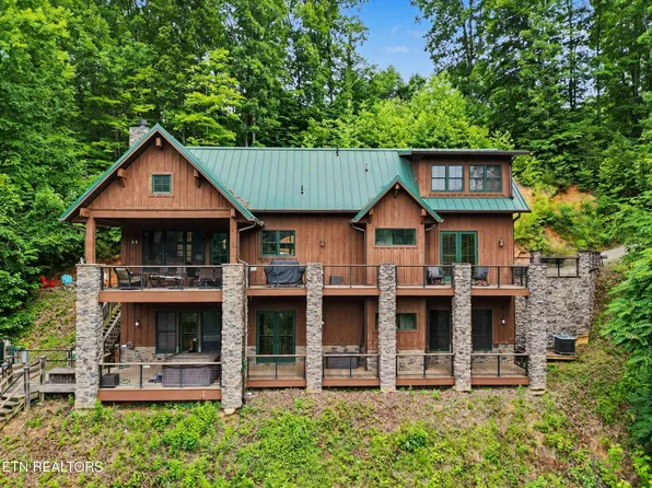 836 & 835 Jacks Bluff Rd, New Tazewell, TN 37825