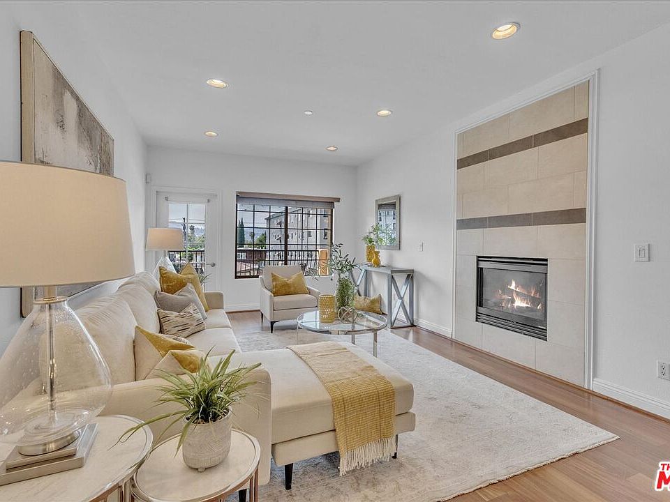 1st image of 4805 Bellflower Ave Unit 203