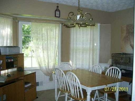 4th image of 121 Black Oak Trl