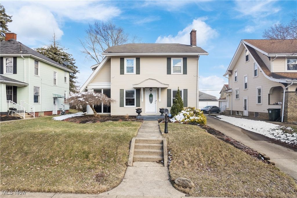 Real estate listing image