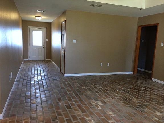 4th image of 309 Prevost Dr