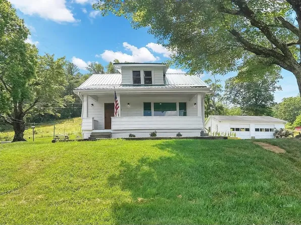 11495 Valley Dr, Athens, OH 45701