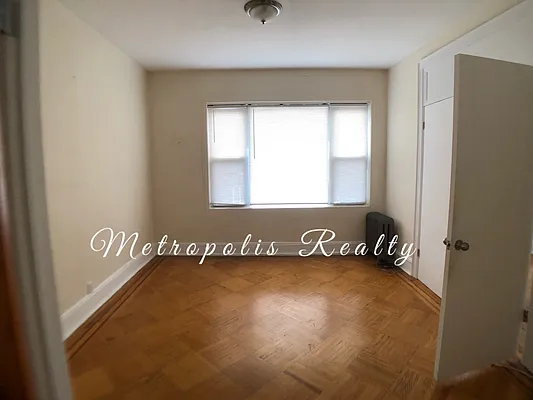 Rented by Metropolis International Realty Inc. | media 19