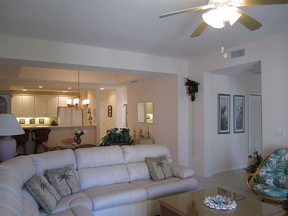 5th image of 2201 Makarios Dr