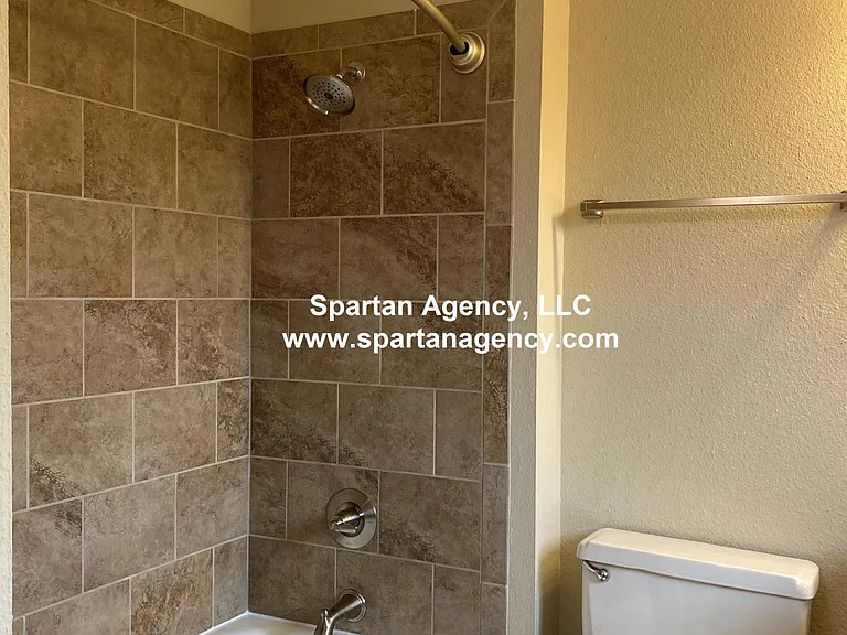4111 4th Street Pl SW #C — Photo 14