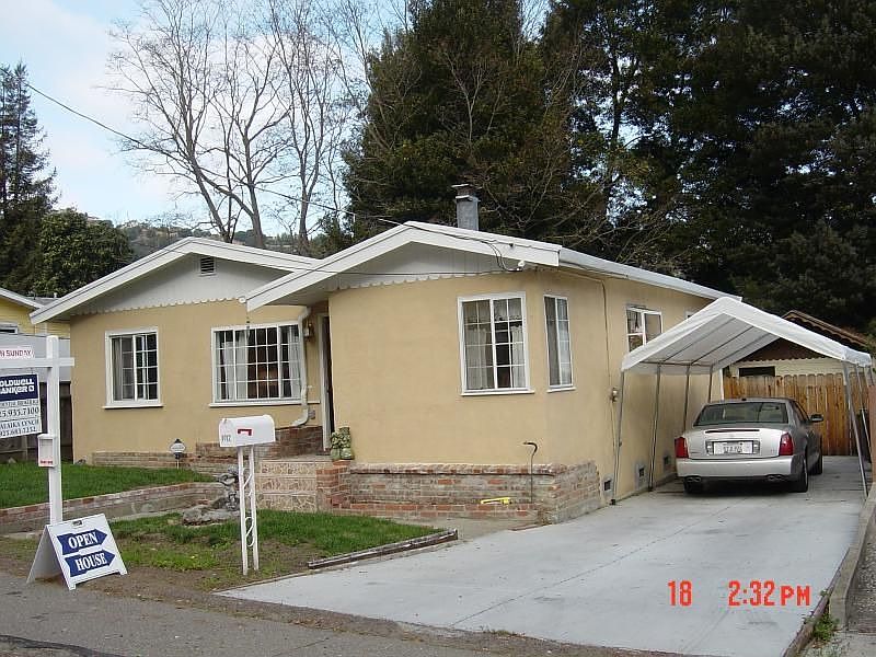 2nd image of 8072 Winthrope St