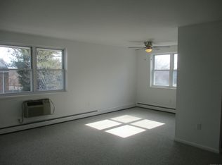 1 Walter Ave APT 15, Norwalk, CT 06851
