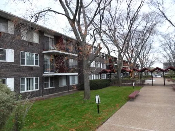 8712 Skokie Blvd APT 1O, Skokie, IL 60077