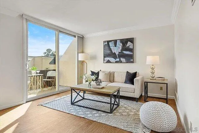 1 bed, 584 sqft, $2,500 — Photo 1