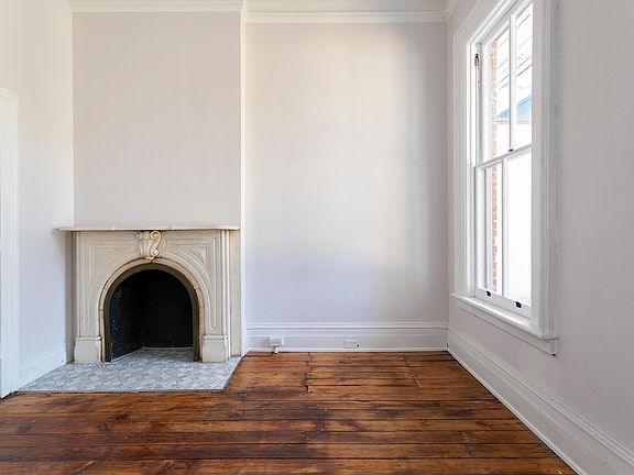 5th image of 263 Grand St #1