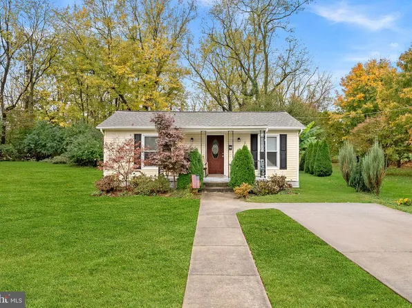 219 Josephine St, Berryville, VA 22611