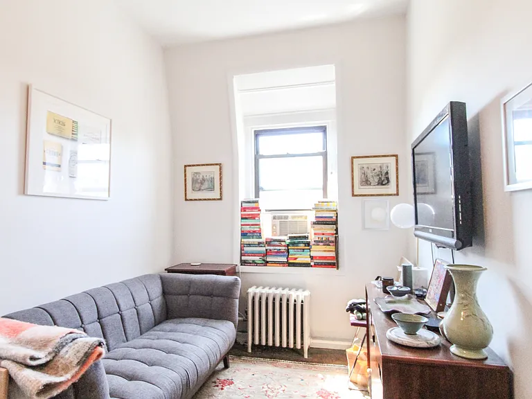 147 Amity St #5 — Photo 4