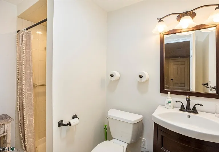 35 Lenox Ct — Photo 31