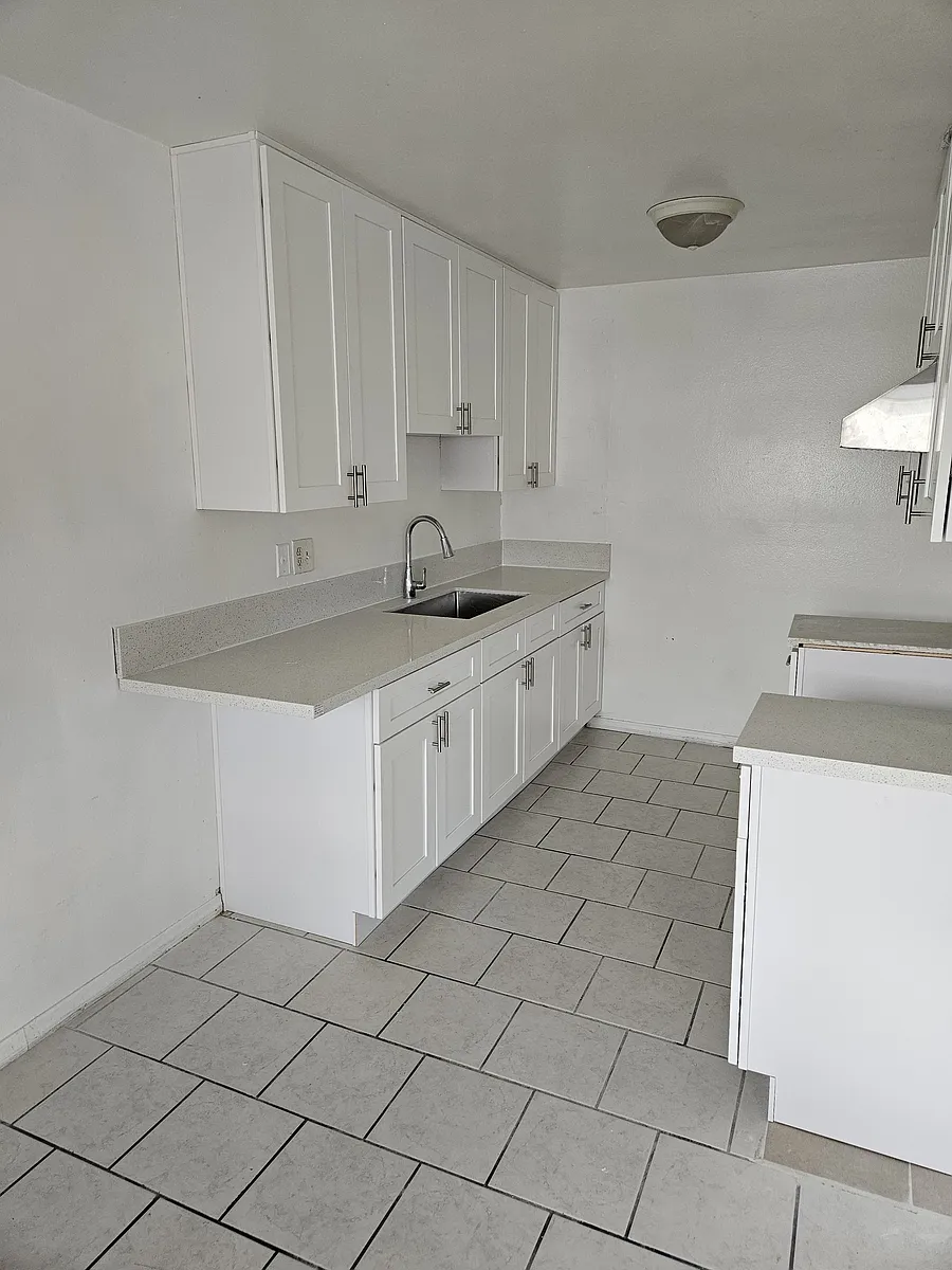 Building Photo - 4485 Bonnie Brae St #3