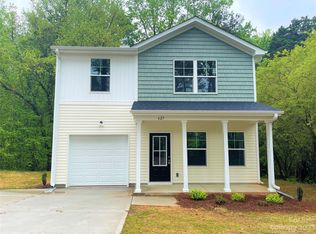 627 School St, Mooresville, NC 28115