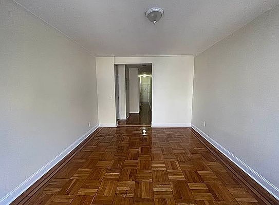 5th image of 41-44 44th St #D