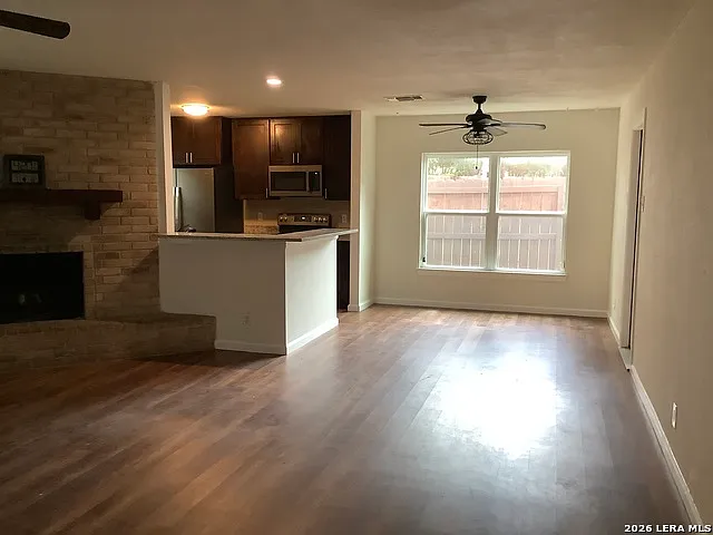 1047 Victoria Xing — Photo 3