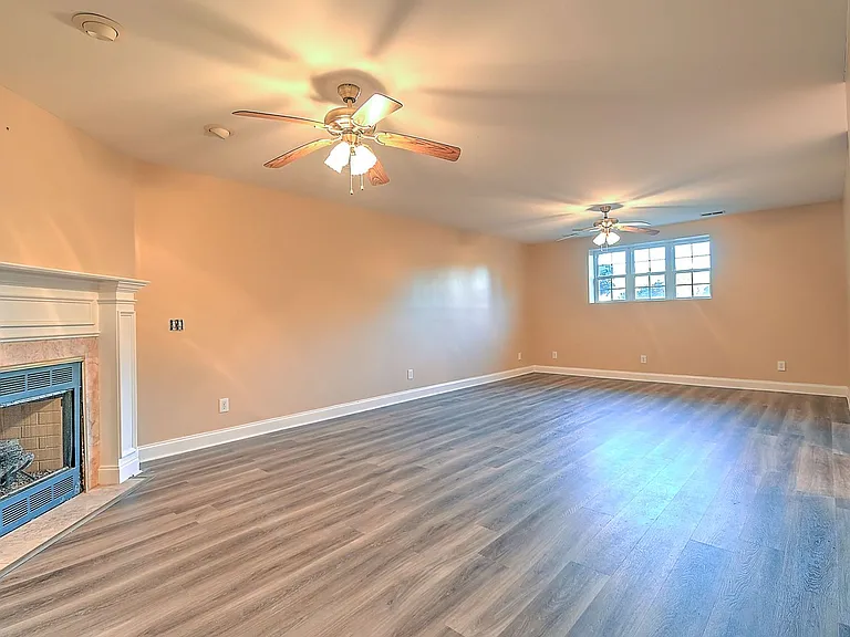 168 Old Mill Ct — Photo 29