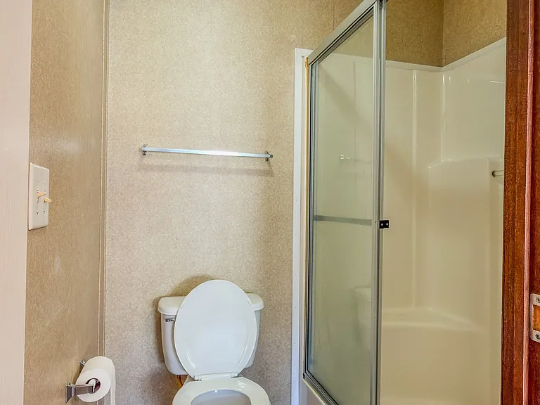 64 Richardson Ln — Photo 12